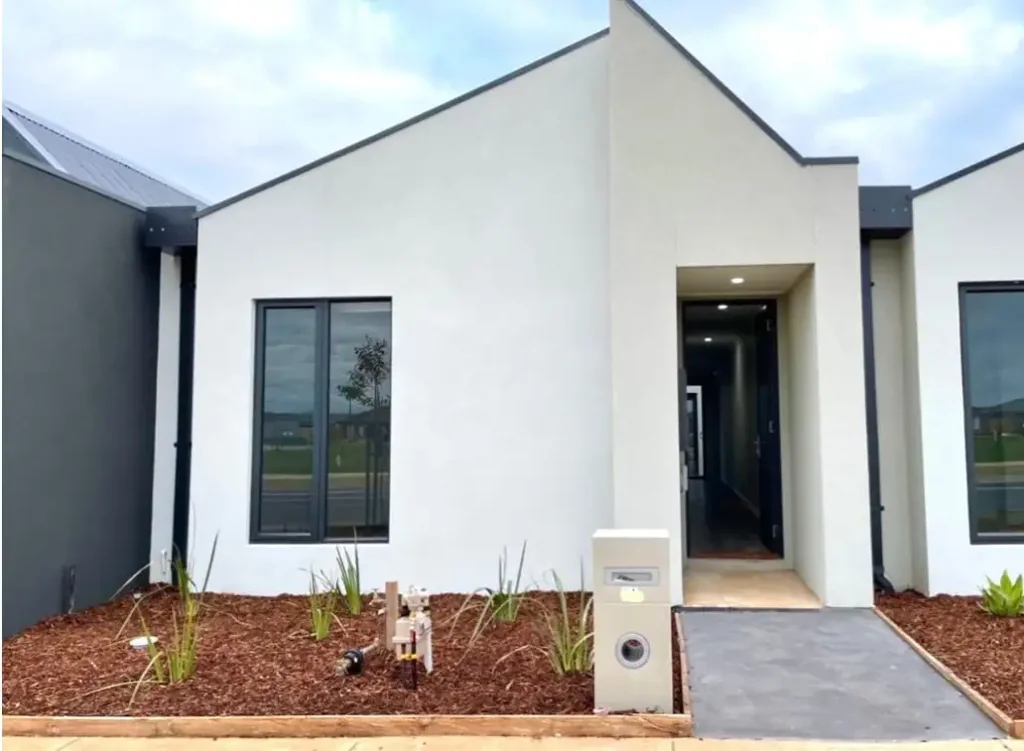 22 Kingdom Boulevard, Weir Views