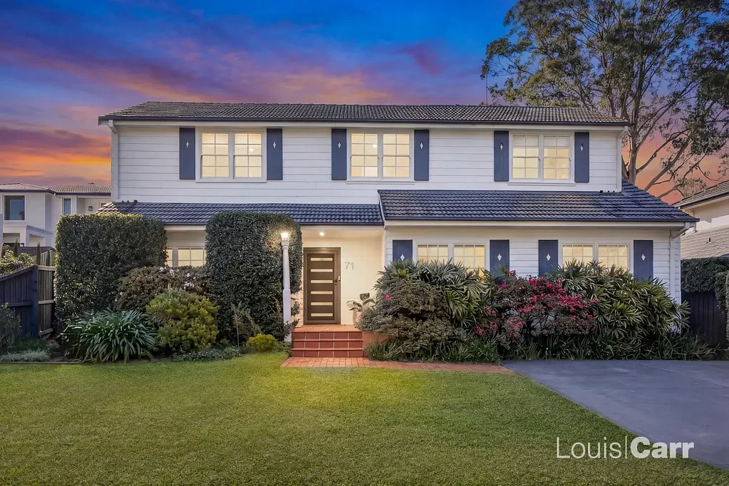 West Pennant Hills 4ਬੈੱਡਰੂਮ Easy Living: Cape Cod Charm, North to Rear Aspect, Cherrybrook Public Zoning