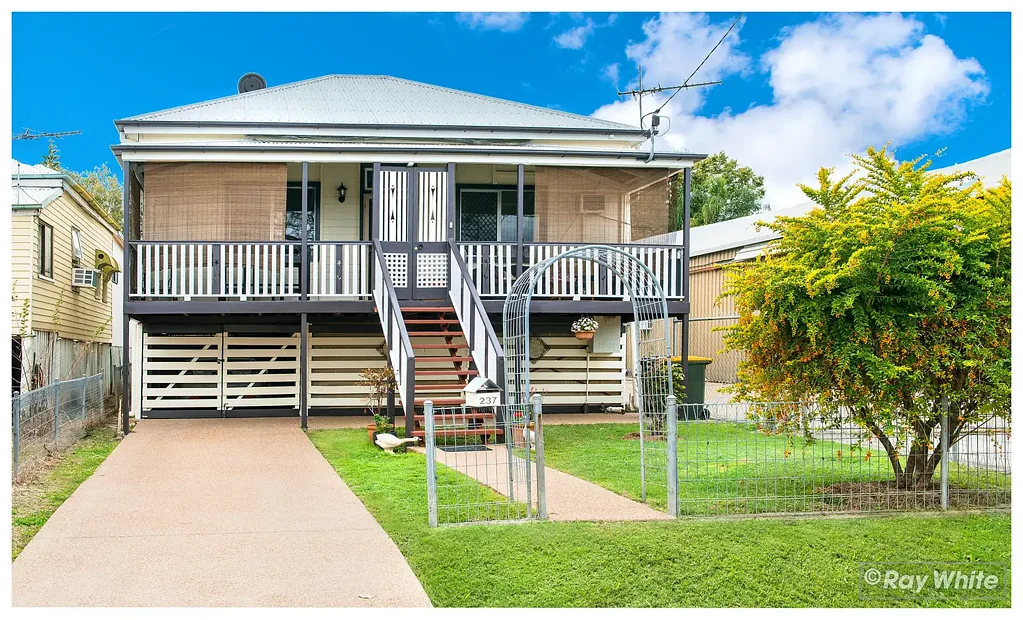 Rockhampton City 3कमरा Tidy Home with Potential in a Convenient Location