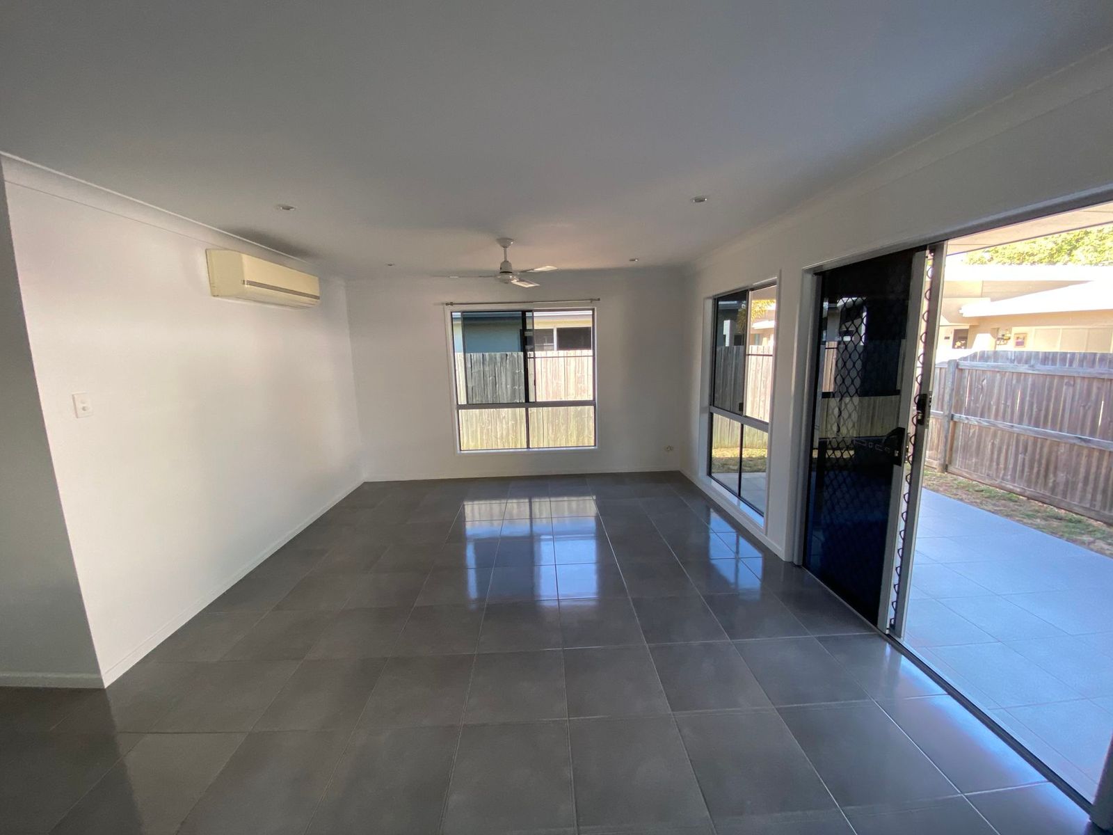 57A COLES RD, ANDERGROVE QLD 4740, 0房, 0浴, Unit