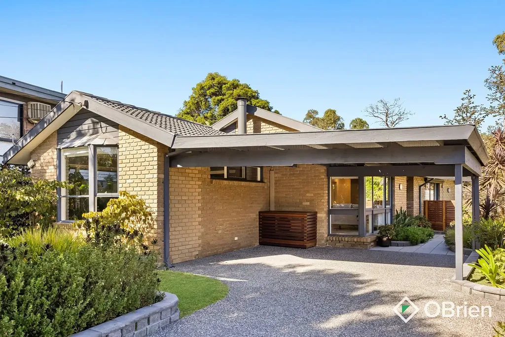 4 Zara Court, Frankston, VIC 3199