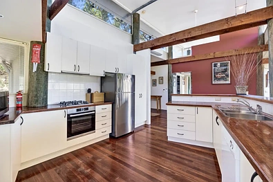 Kusina - 3 Waverley Avenue, Lorne, VIC 3232