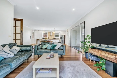 1/8 Collins Street, Mentone, VIC 3194, 3 slaapkamers, 2 badkamers, Townhouse