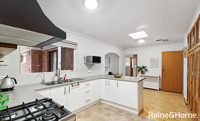 5 Moore Street, Tranmere, SA 5073, 4 Kuwarto, 2 Banyo, House