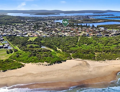 1/4 Oceanside Drive, Caves Beach, NSW 2281, 2 slaapkamers, 1 badkamers, House