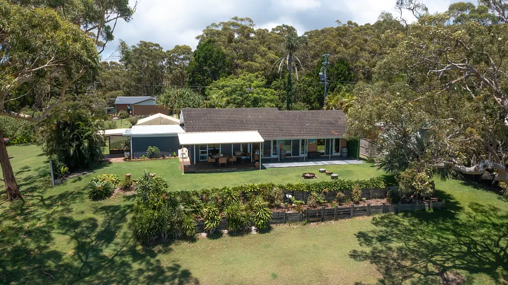 5 Illawong Crescent, Dunwich, QLD 4183