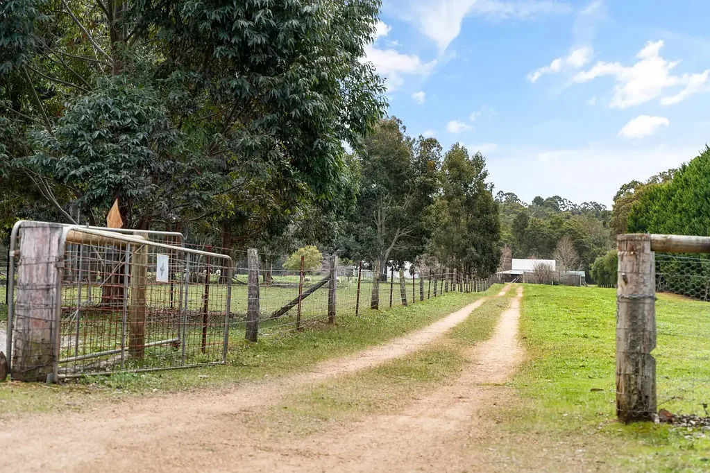 Jalbarragup 2房  Blackwood River Frontage!