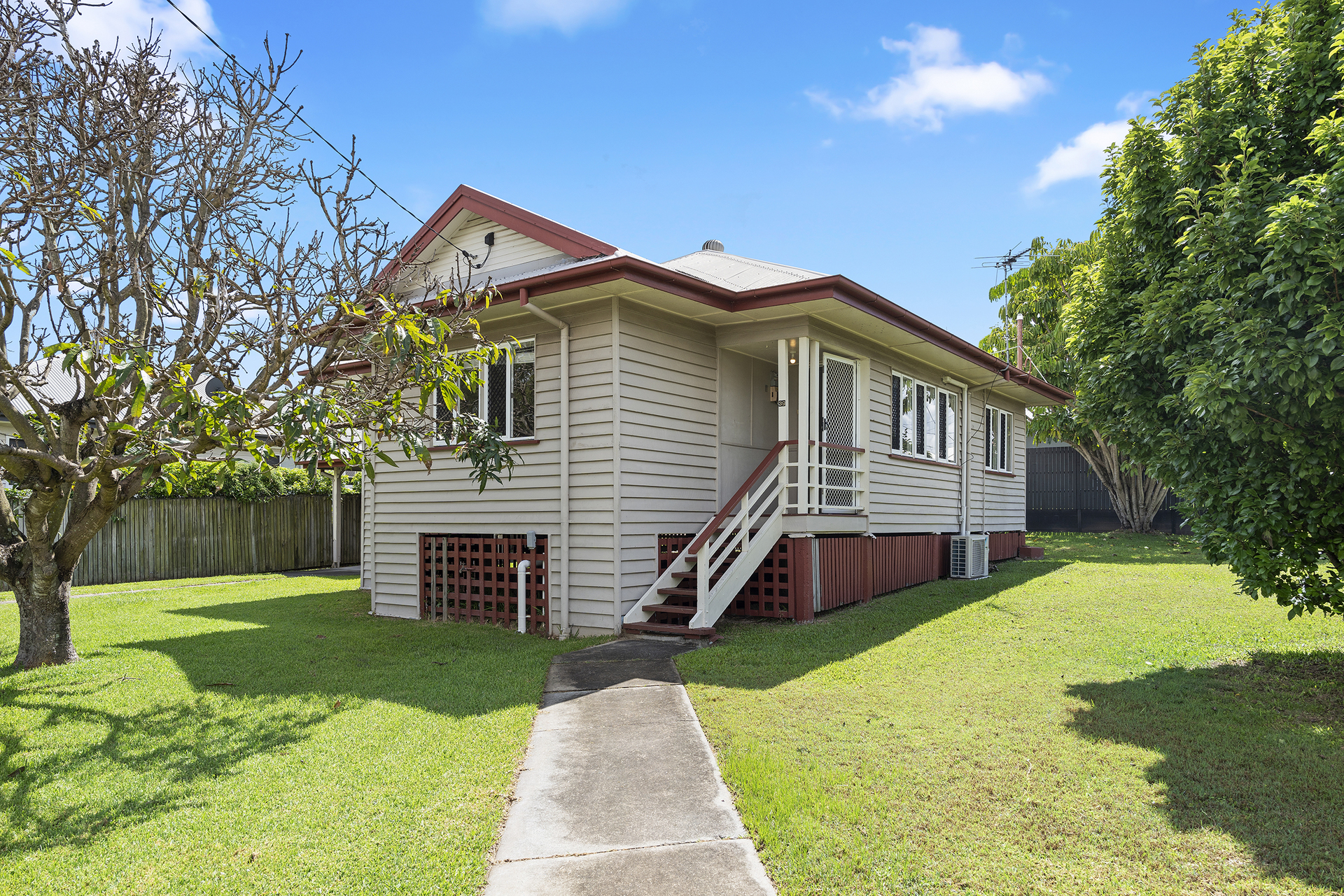 39 BALLANTINE ST, CHERMSIDE QLD 4032, 0 habitaciones, 0 baños, House