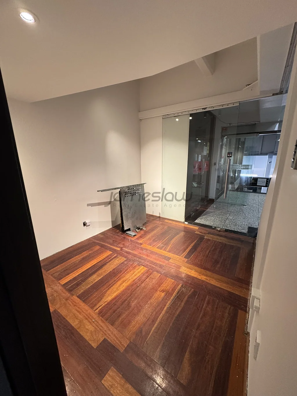 Auckland Central Charming CBD Retail Gem