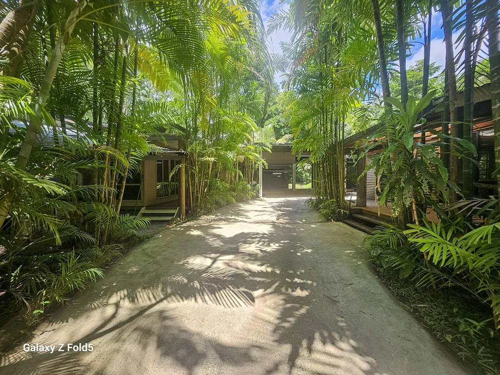 Bloomfield 3房  Unique Lifestyle & Investment Opportunity in the Heart of Ayton