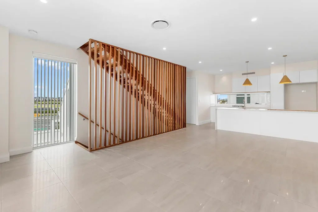 Stylish Three-Level Living in Prime Birtinya Location