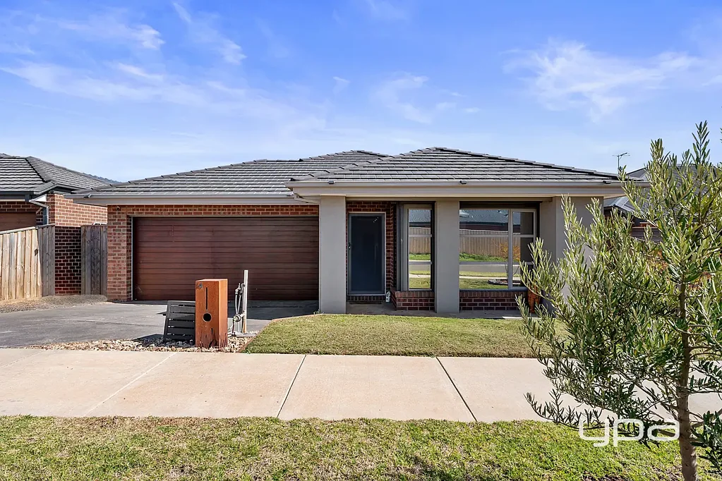 14 Barrett Road, Maddingley, VIC 3340