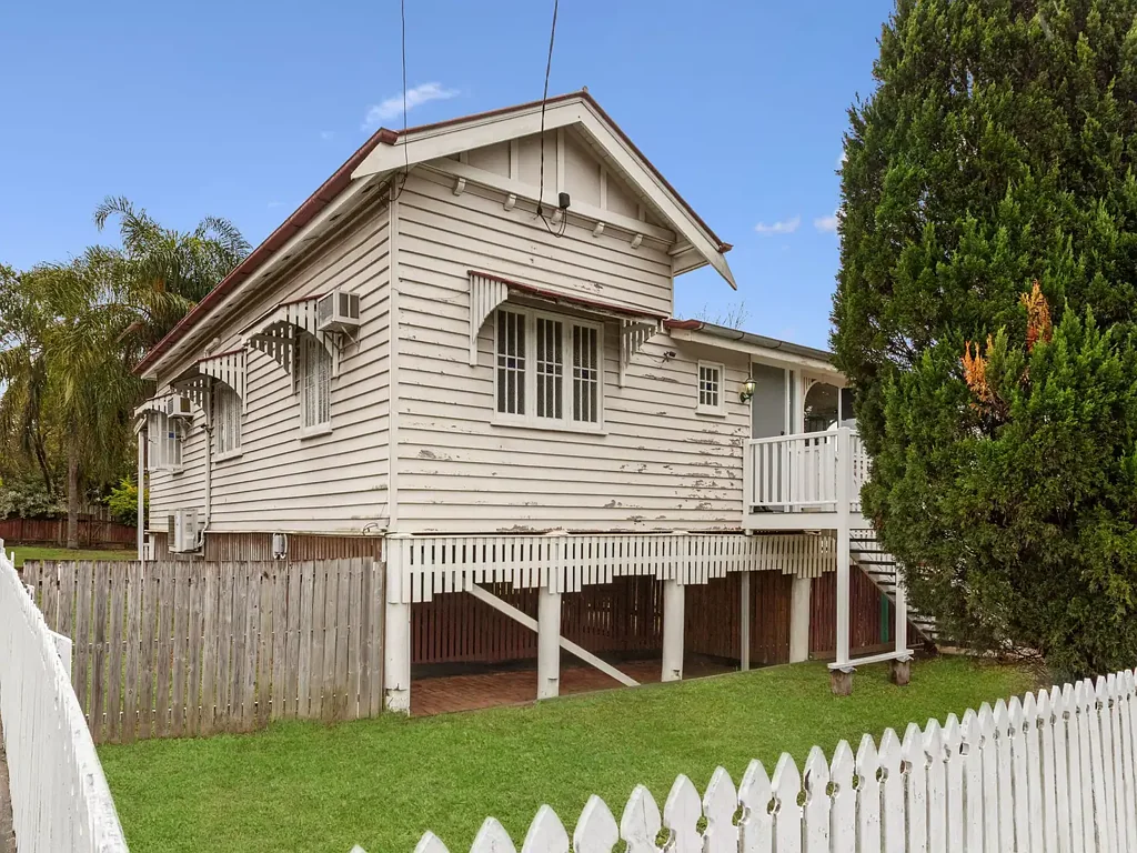 Ipswich 3部屋 77 Warwick Road, Ipswich - A Classic Queenslander with a Soul (and a Future)