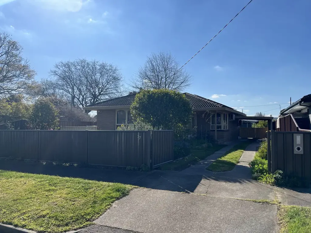 Move-In Ready 3-Bedroom Home