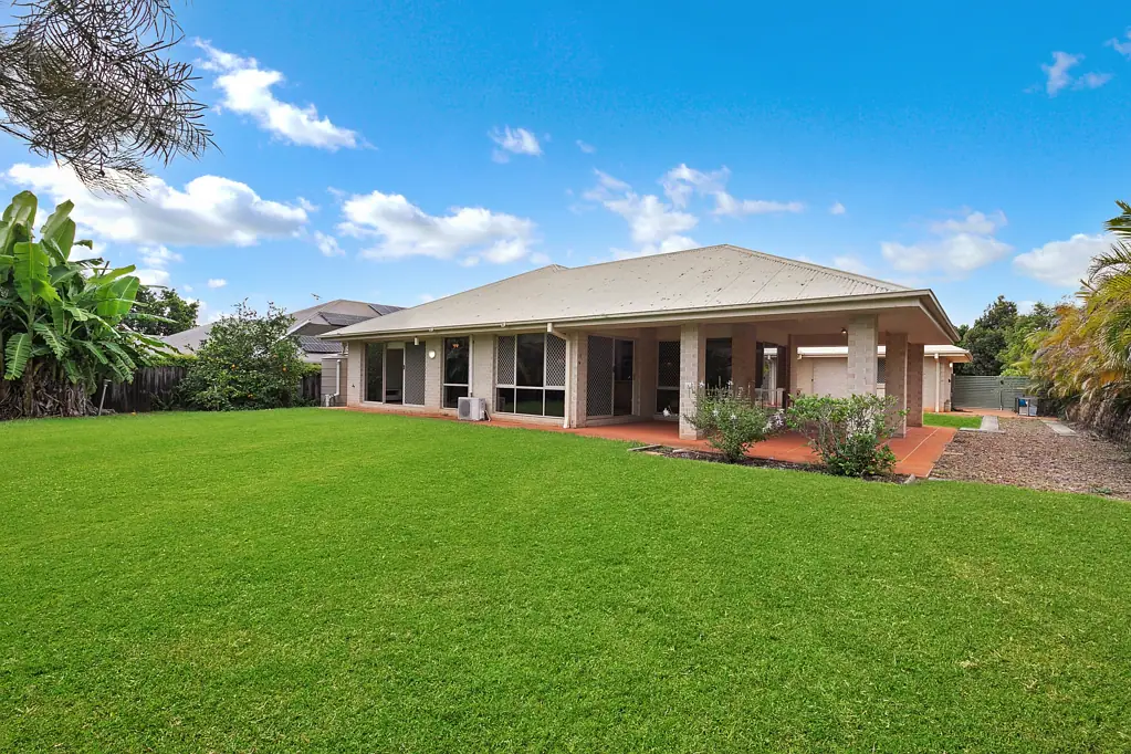 15 Corsair Street, Moggill, QLD 4070