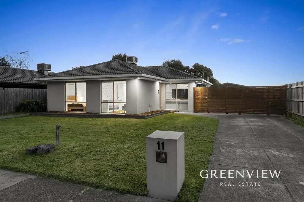 Cranbourne North 3房 适合家庭的住宅，兼具空间、舒适与便利 A Family-Friendly Home With Space, Comfort & Convenience