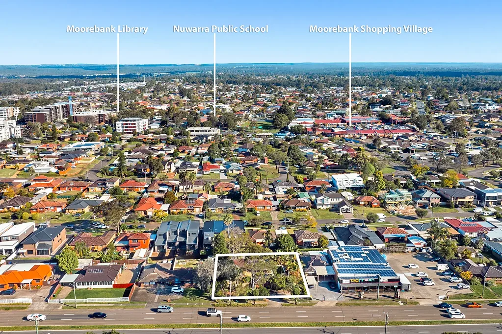 Moorebank 3ਬੈੱਡਰੂਮ R3 Opportunity in Sought After Location