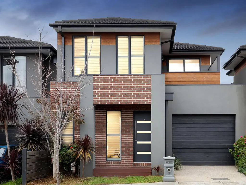 Bentleigh 3ਬੈੱਡਰੂਮ Contemporary Townhouse Living in a Prime Bentleigh Position