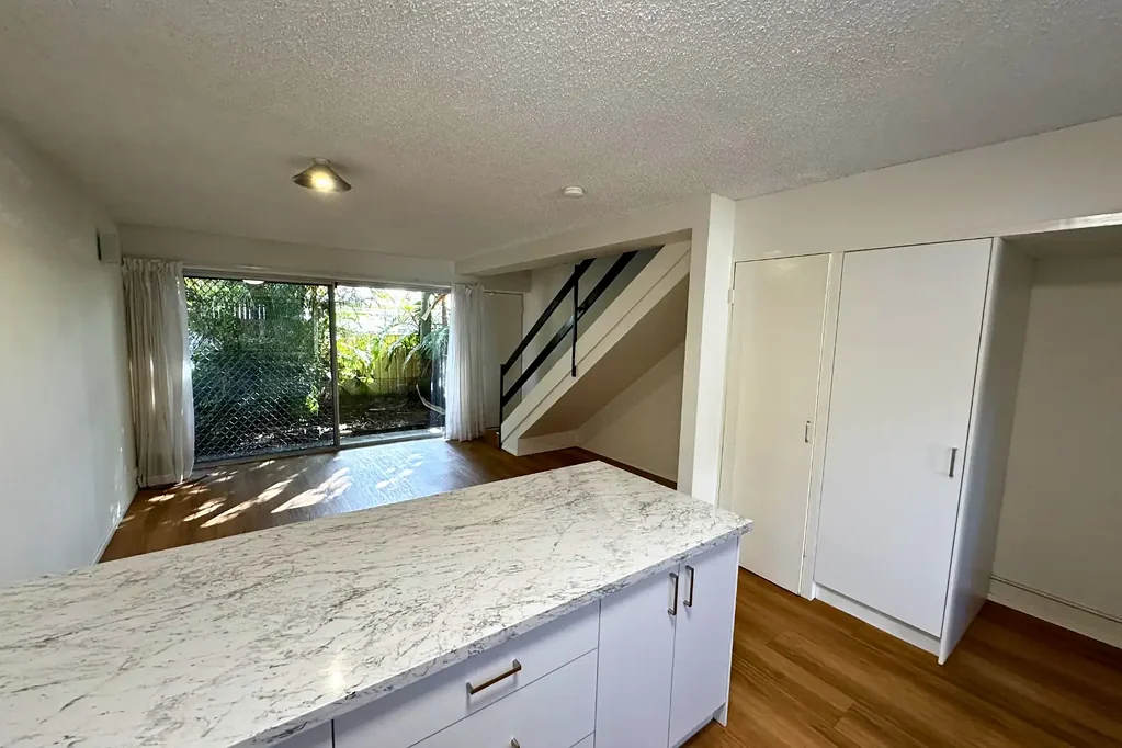 TOWNHOUSE IN CENTRAL CORINDA