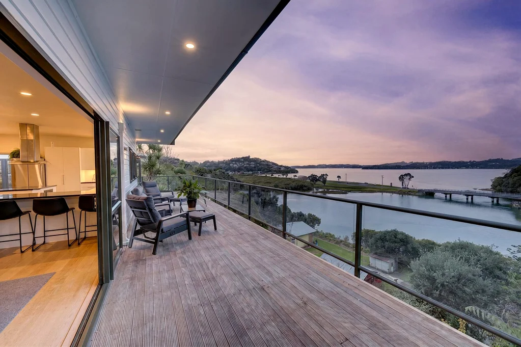 Paihia 3ਬੈੱਡਰੂਮ Waterfront living with room for everyone