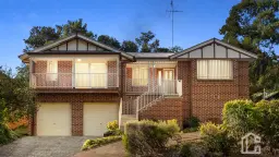 8 SHAMROCK CL, Winmalee