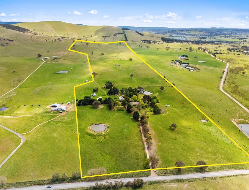 883 Spring Range Road, Springrange, NSW 2618, 4 phòng ngủ, 2 phòng tắm, House