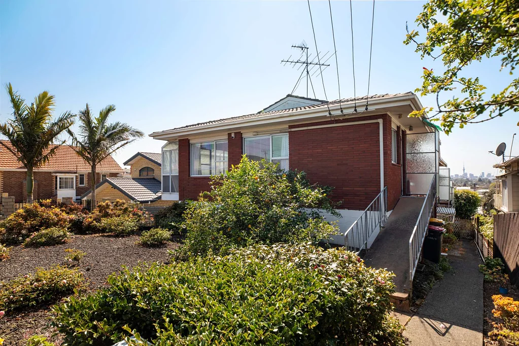 Mount Albert 2Zimmer Sunny, flexible living in the heart of Mt Albert