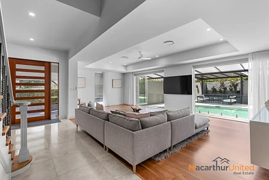 43 Menangle Road, Camden, NSW 2570, 7 Bedrooms, 4 Bathrooms, House
