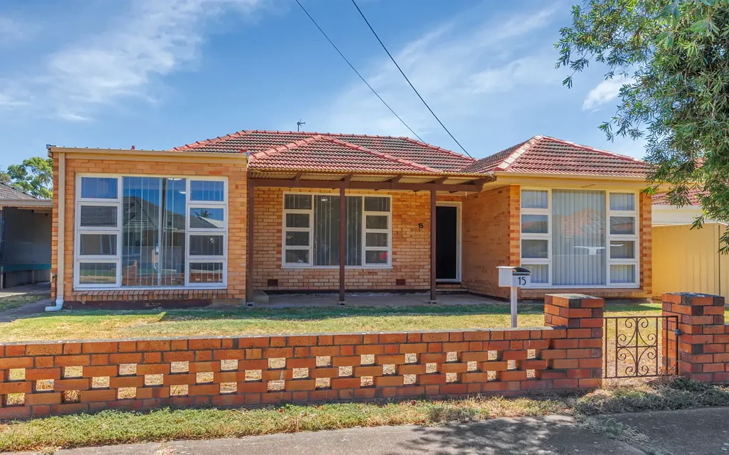 15 Cooke Street, Findon, SA 5023