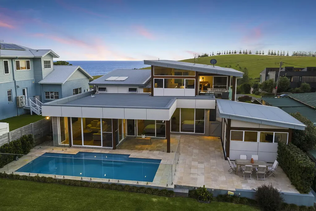 Gerringong 3غرفة نوم Elegant and Modern Coastal Residence with Panoramic Views in a Blue-Ribbon Location