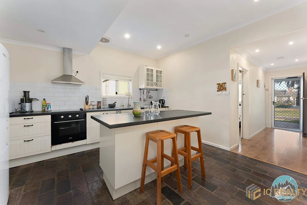 Spacious Renovated 4 Bedroom Family Home – Separate Rear Granny Flat Not Included – Furnished Option  Available