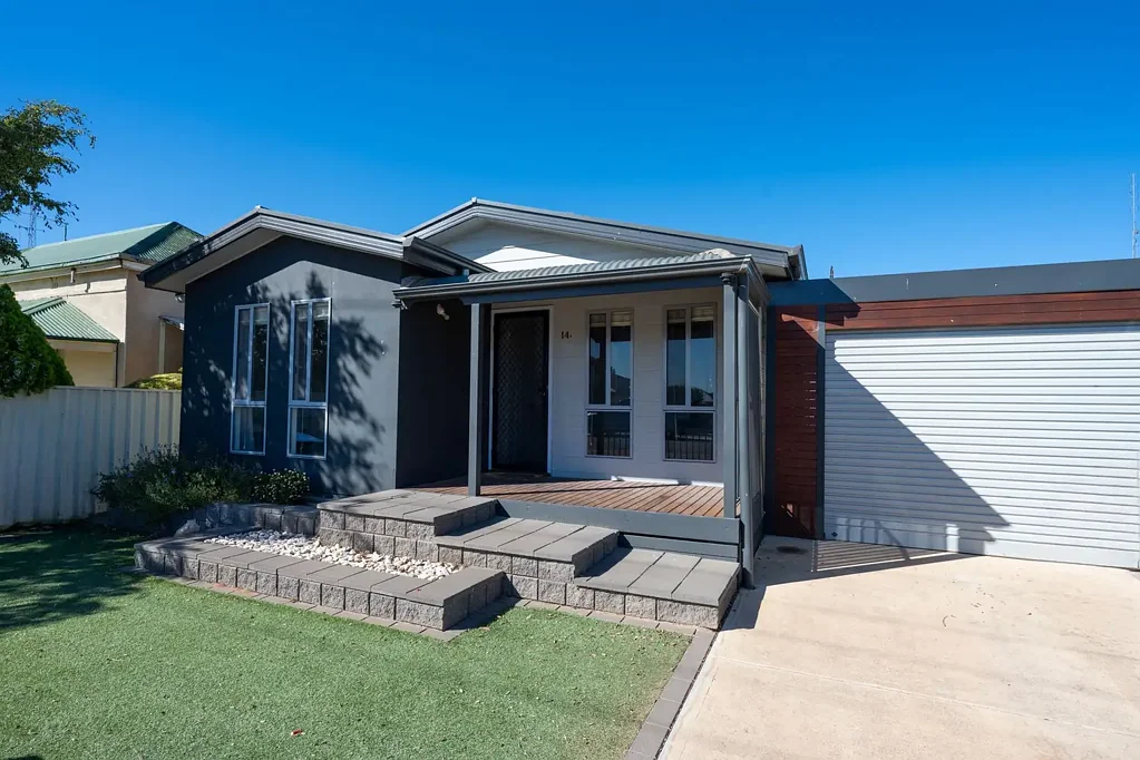 Wallaroo 3 Slaapkamer Low-Maintenance Living in a Prime Location – Ideal Investment Opportunity.