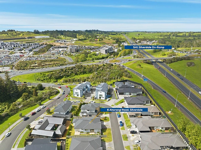 6 Ahorangi Road, Silverdale, Rodney