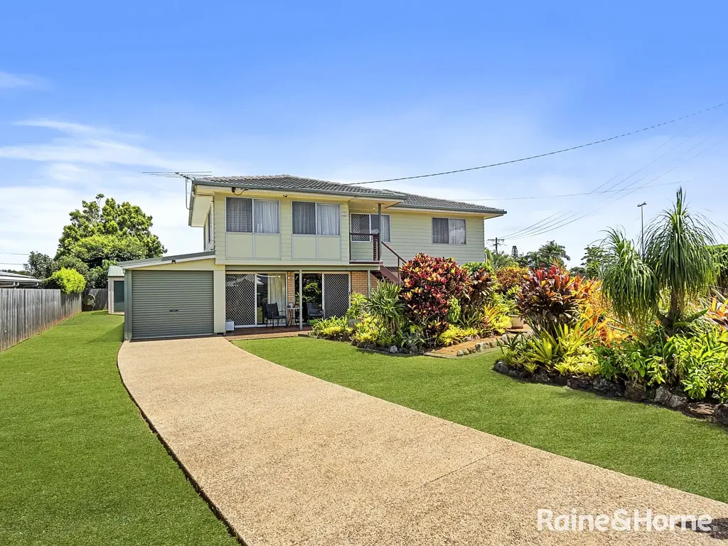 FAMILY HOME IN GREAT CENTRAL LOCATION