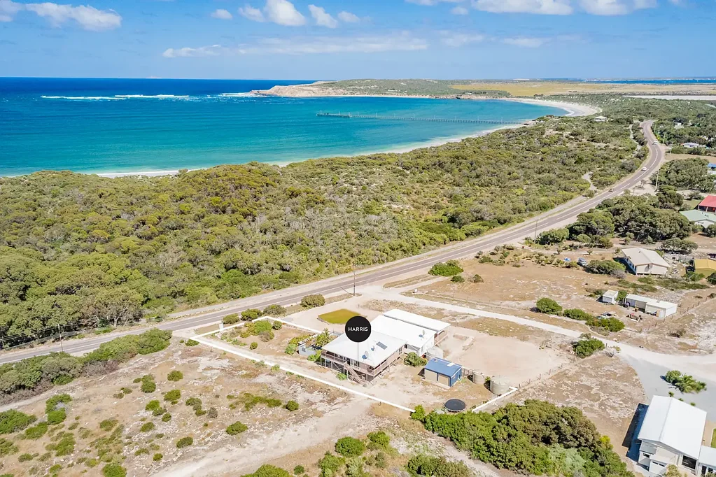 38 Flinders Highway, Elliston, SA 5670