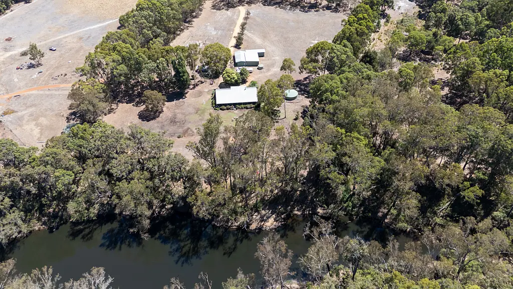 Jalbarragup 6Moenga Magnificent Country Residence for Sale