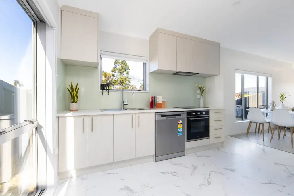 Otahuhu 4房 Central, Affordable, Brand-New and 4-Bedrooms