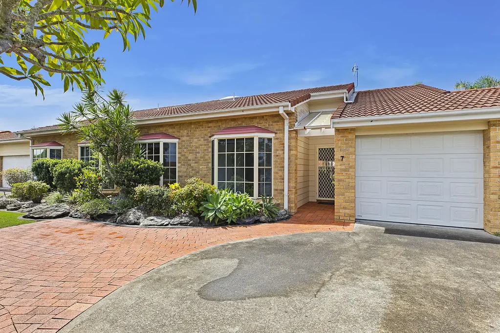 Forster 3Zimmer The Ultimate Waterfront Downsizer - Renovated, 10ft Ceilings & Private Mooring