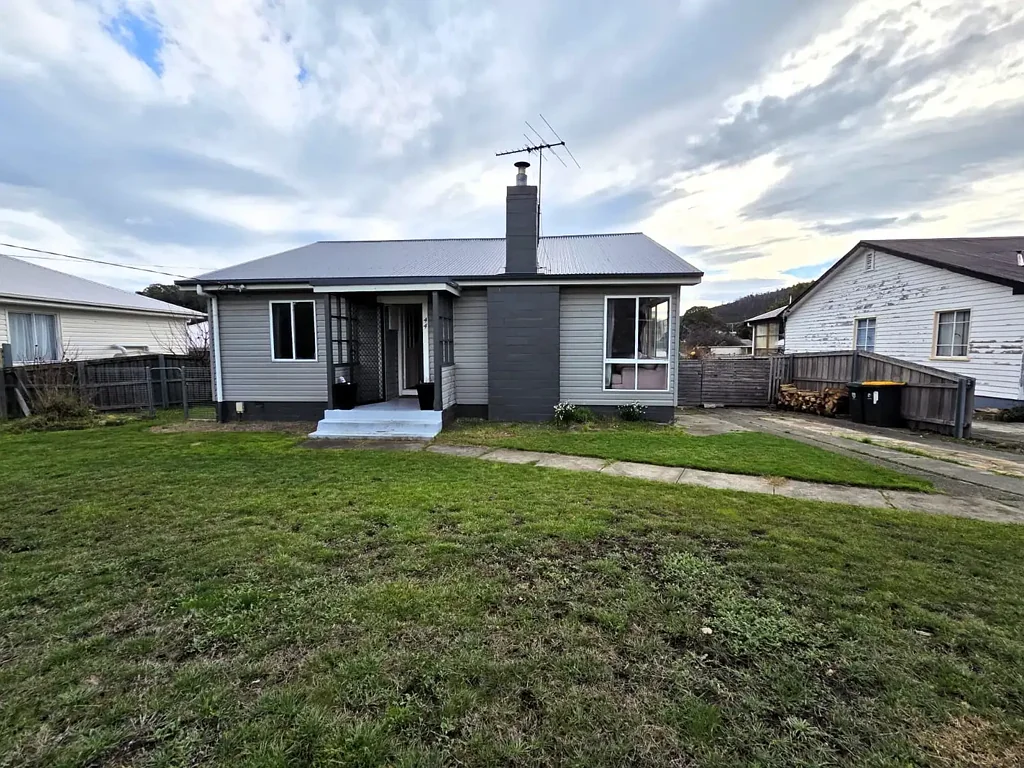 44 Schouten Street, Warrane, TAS 7018