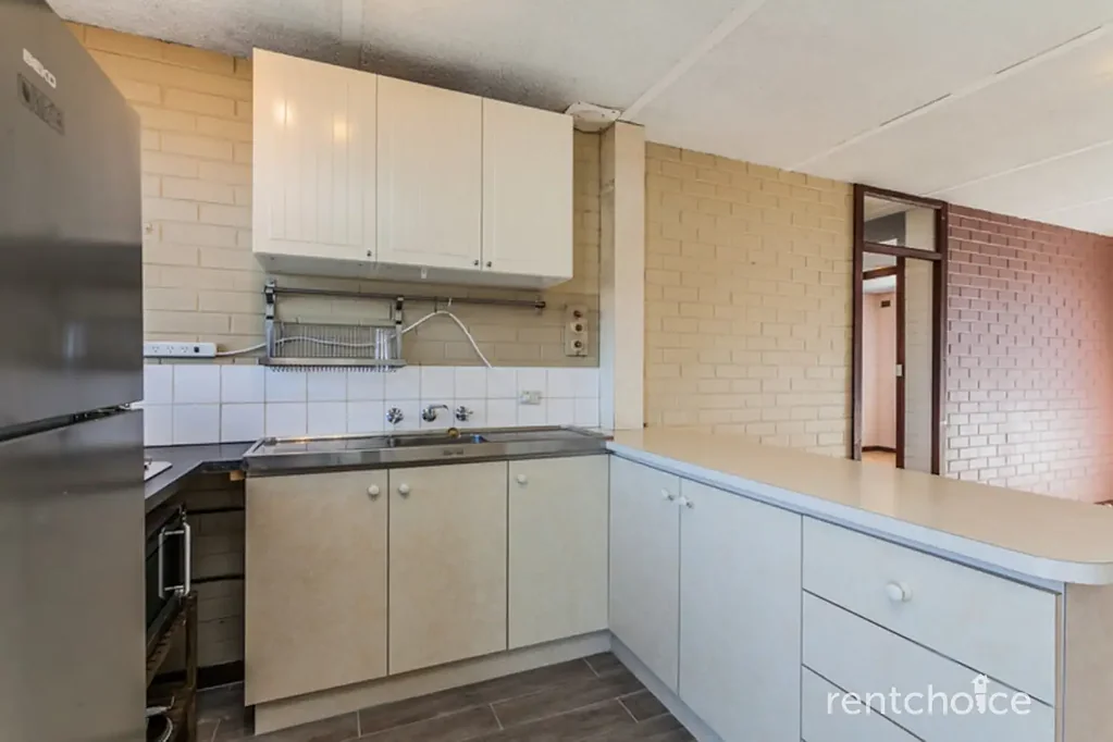 Town Centre Location – Best Apartment on the Beaconsfield Border