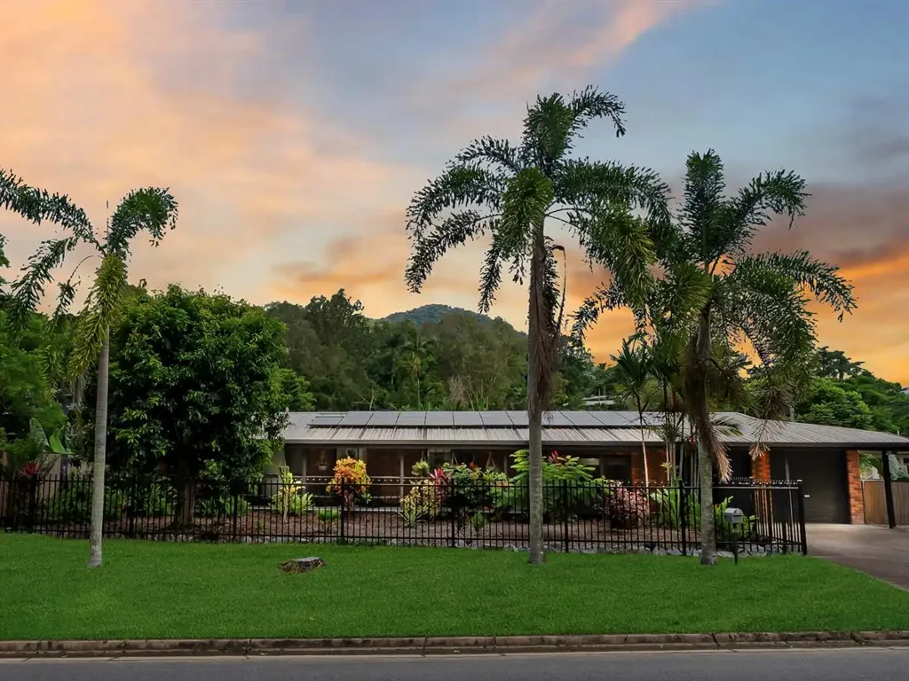 19-21 Shale Street, Brinsmead, QLD 4870