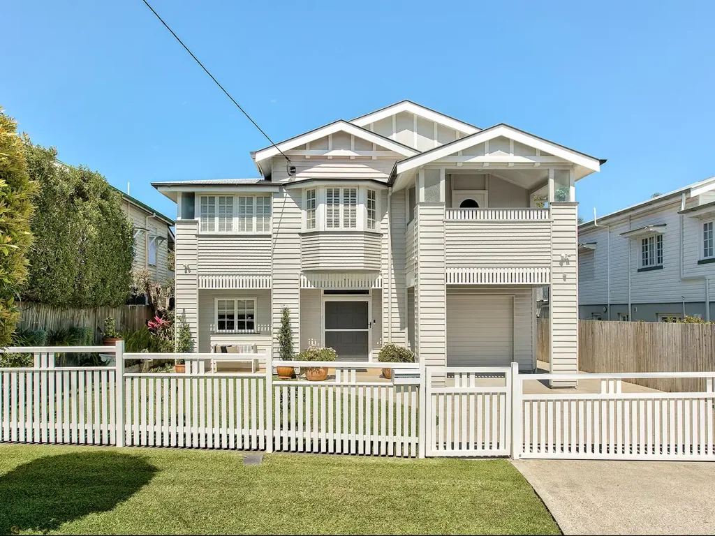 21 Eleventh Avenue, Kedron, QLD 4031