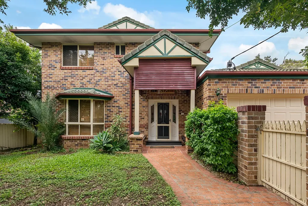 Kedron 3部屋 Large 3 bed plus study brick home in sought after Kedron!