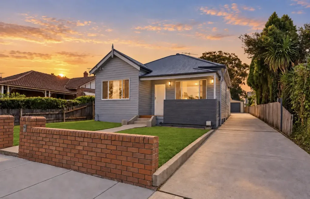 Merrylands 3બેડરૂમ 650.32SQM BLOCK WITH ENDLESS POTENTIAL