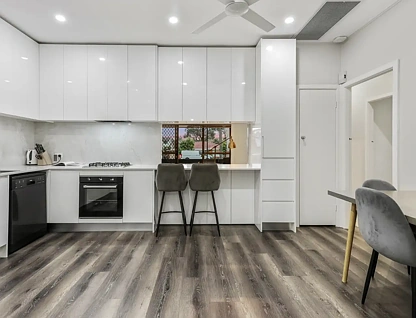 135 Binalong Road, Old Toongabbie, NSW 2146, 4房, 2浴, 独立屋