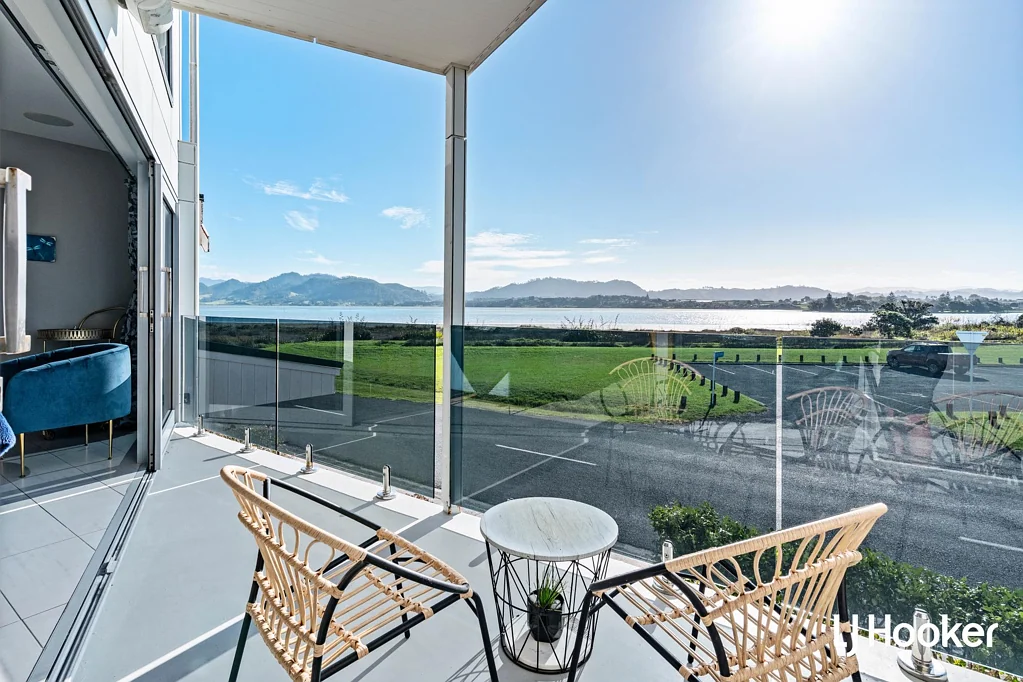 Waihi Beach 2房  Smart Coastal Buying with Return Potential