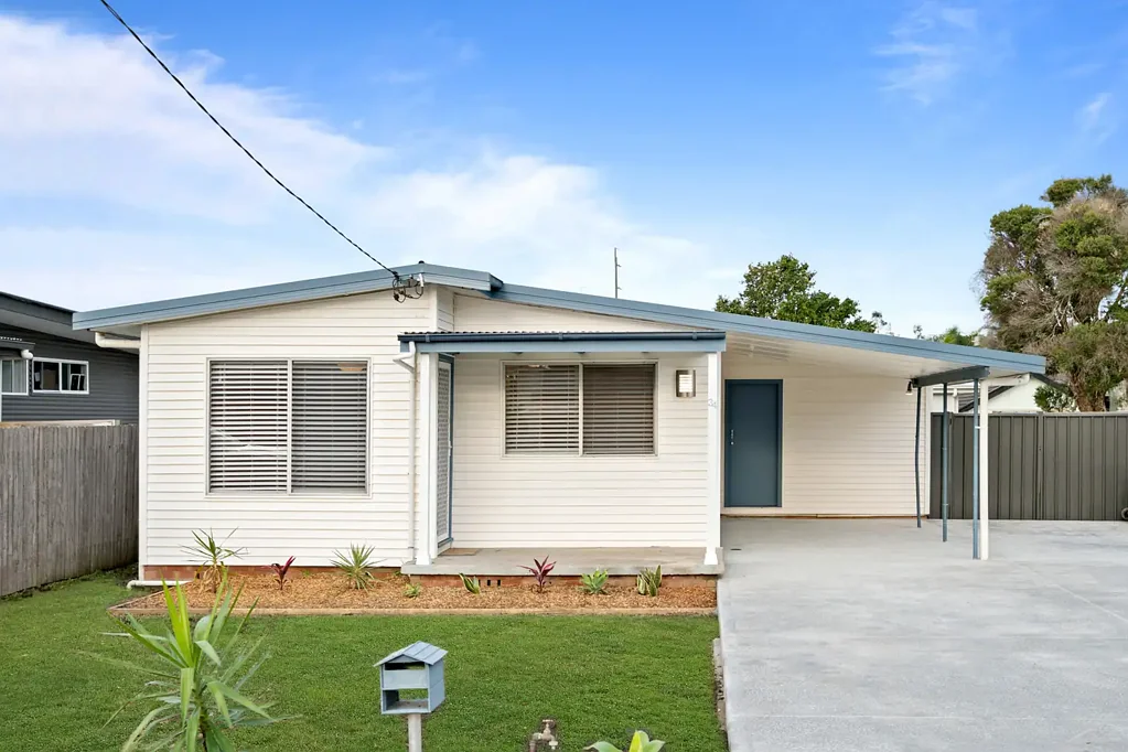 Killarney Vale 4 Bedroom Renovated Family Home With Separate Studio In Convenient Location