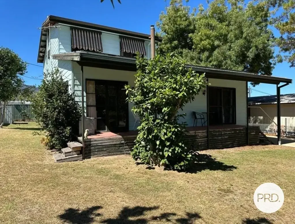 16 Sheather Street, Khancoban, NSW 2642
