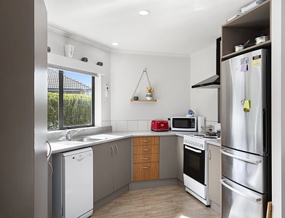 28 Woodcroft Way, Pukekohe, Franklin, Auckland, 3房, 1浴, 独立屋