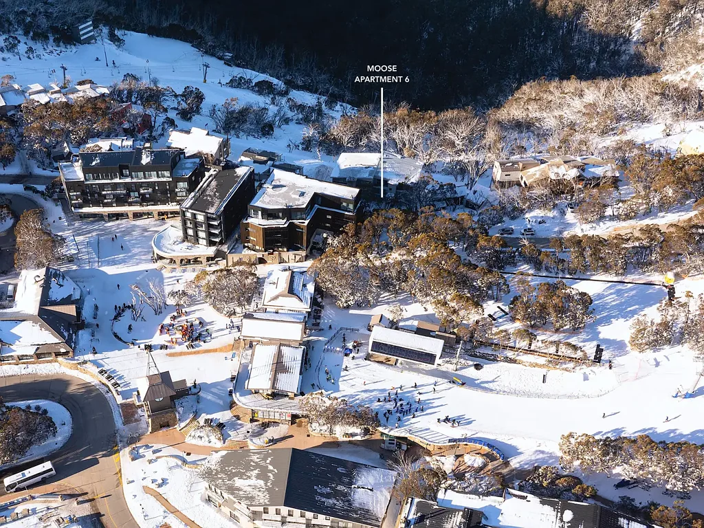 Mount Buller 3房  Spacious Alpine Retreat in Elite Village Position